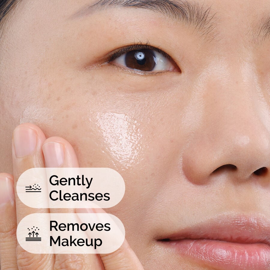 squalane-cleanser-t0 ord-squalane-cleanser-model-application-with-benefits.jpg